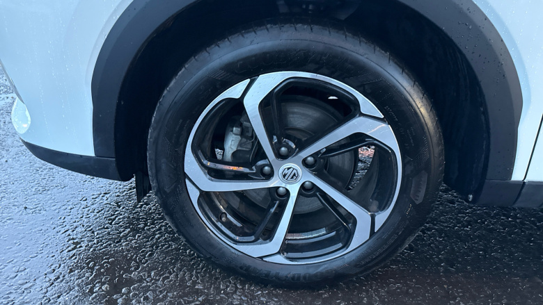 MG HS 1.5 T-GDI PHEV SE 5dr Auto Hatchback